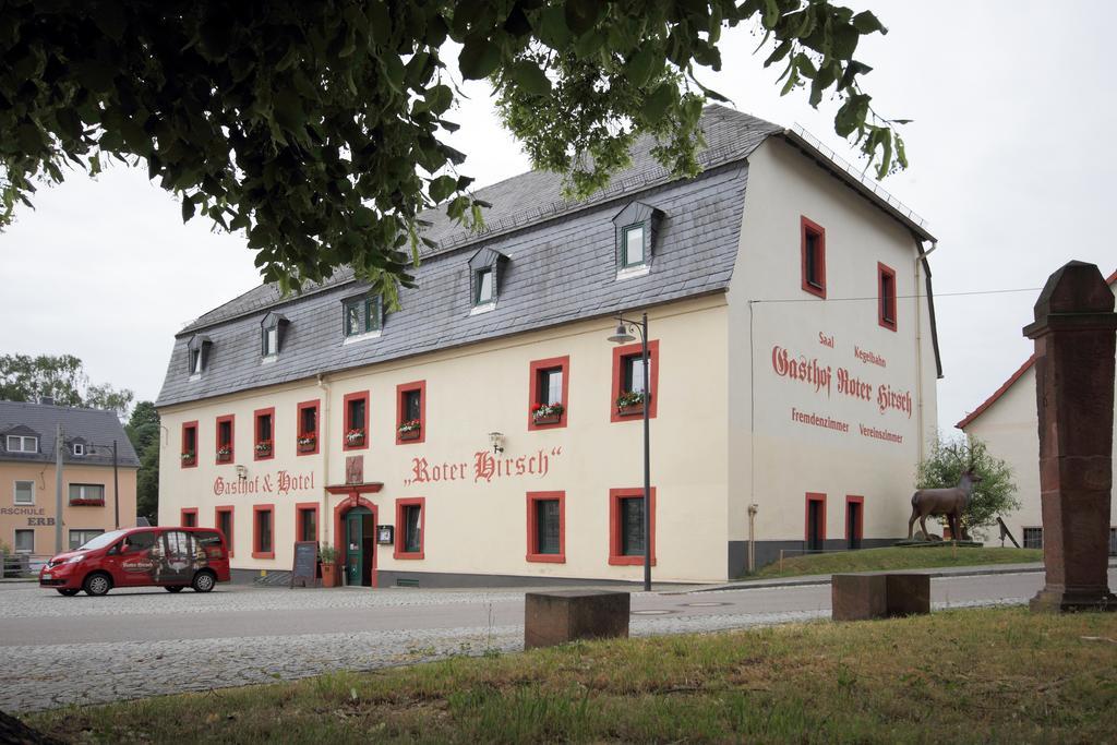 Gasthof Und Hotel Roter Hirsch Claussnitz Экстерьер фото